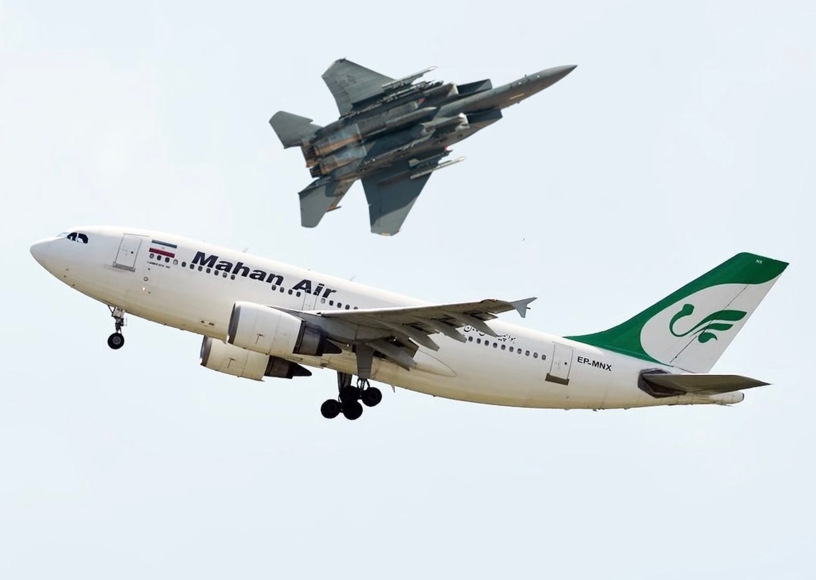 El avión comercial con 195 pasajeros a bordo, procedía de Teherán, Irán y se dirigía a Beirut, Líbano, en el espacio aéreo de Irak y Siria, cuando fue intimidado de esta manera por un caza israelí.