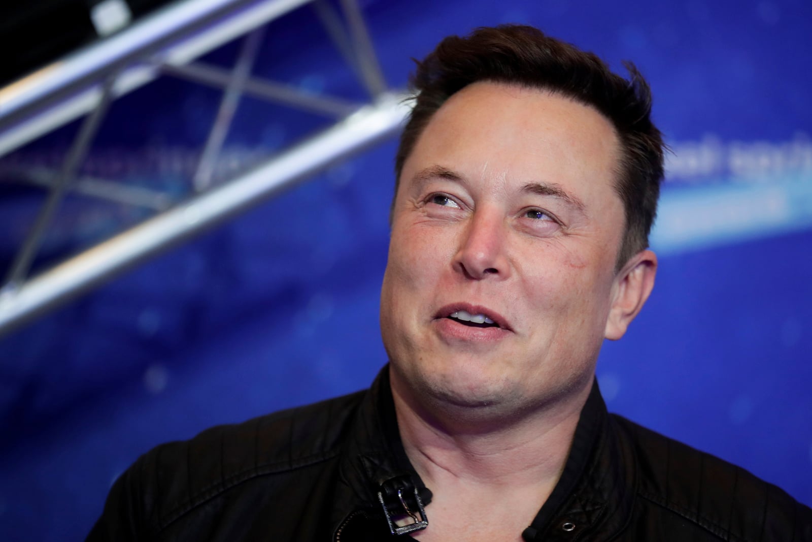Elon Musk, el CEO de Tesla, en una foto tomada el 1 de diciembre del 2020, en Berlín. Foto: Hannibal Hanschke/Pool Photo via AP, File