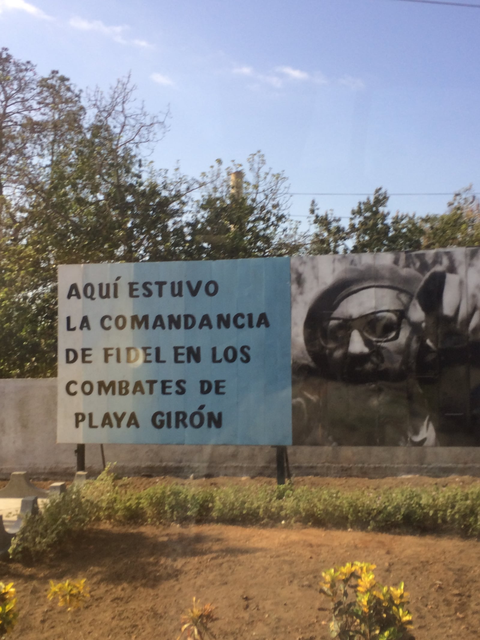 Foto por Plácido Garza en Playa Girón, Cuba. Para DETONA.