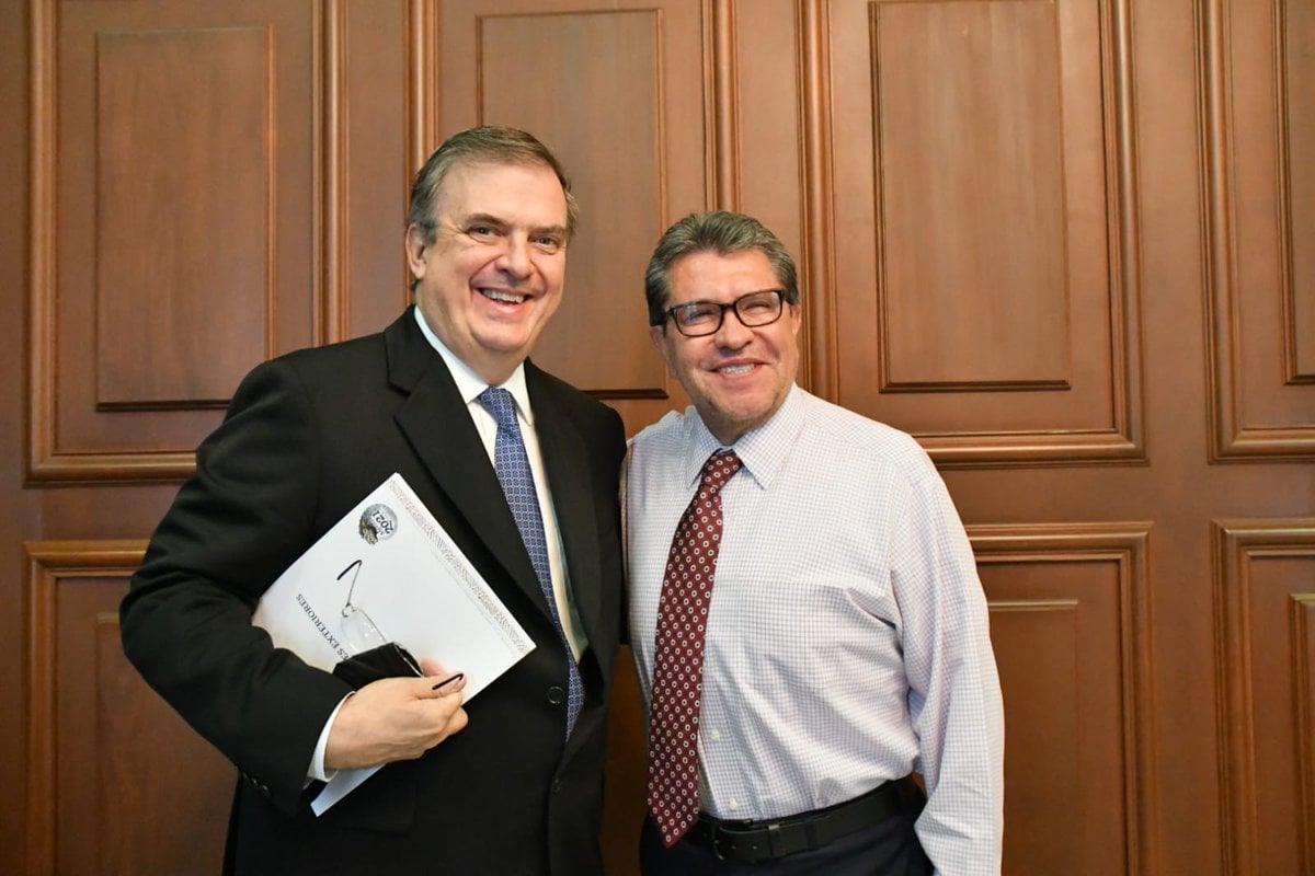 Marcelo Ebrard y Ricardo Monreal. Foto: Twitter @m_ebrard