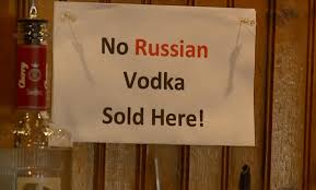 Ya hay diversos establecimientos en EU donde ya no venden vodka ruso. Foto: oscarmariobeteta.com