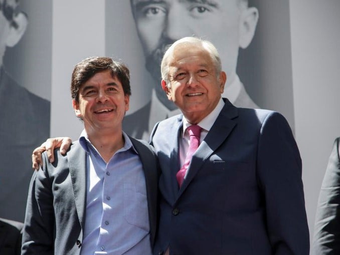 Jesús Ramírez Cuevas y López Obrador. Foto gobierno de México.
