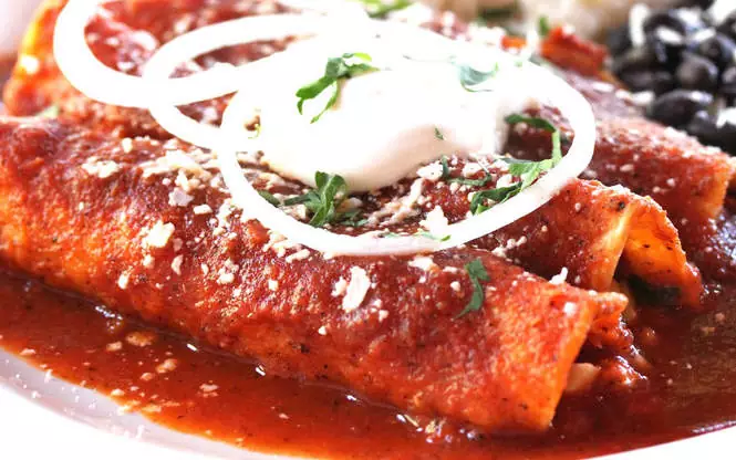 Enchiladas, cortesía Taquería Juárez.