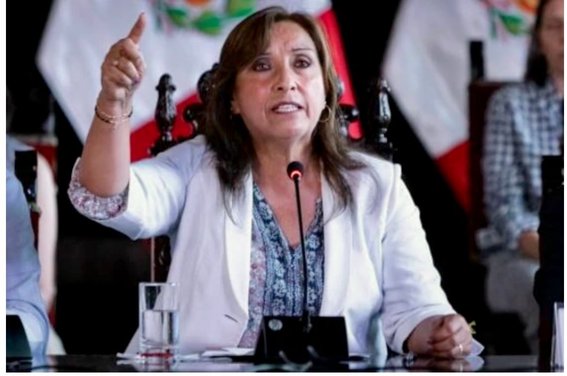Dina Boluarte, presidenta del Perú. Foto gobierno de Lima.