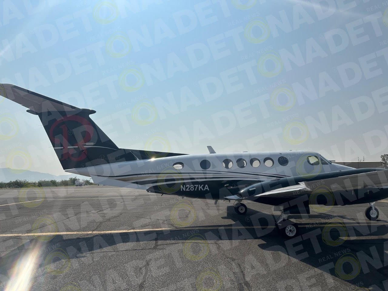 Esta es la avioneta en la que aterrizaron El Mayo Zambada y el hijo del Chapo Guzmán, en un aeropuerto del Estado de Nuevo México, no en El Paso, Texas, como se dice.