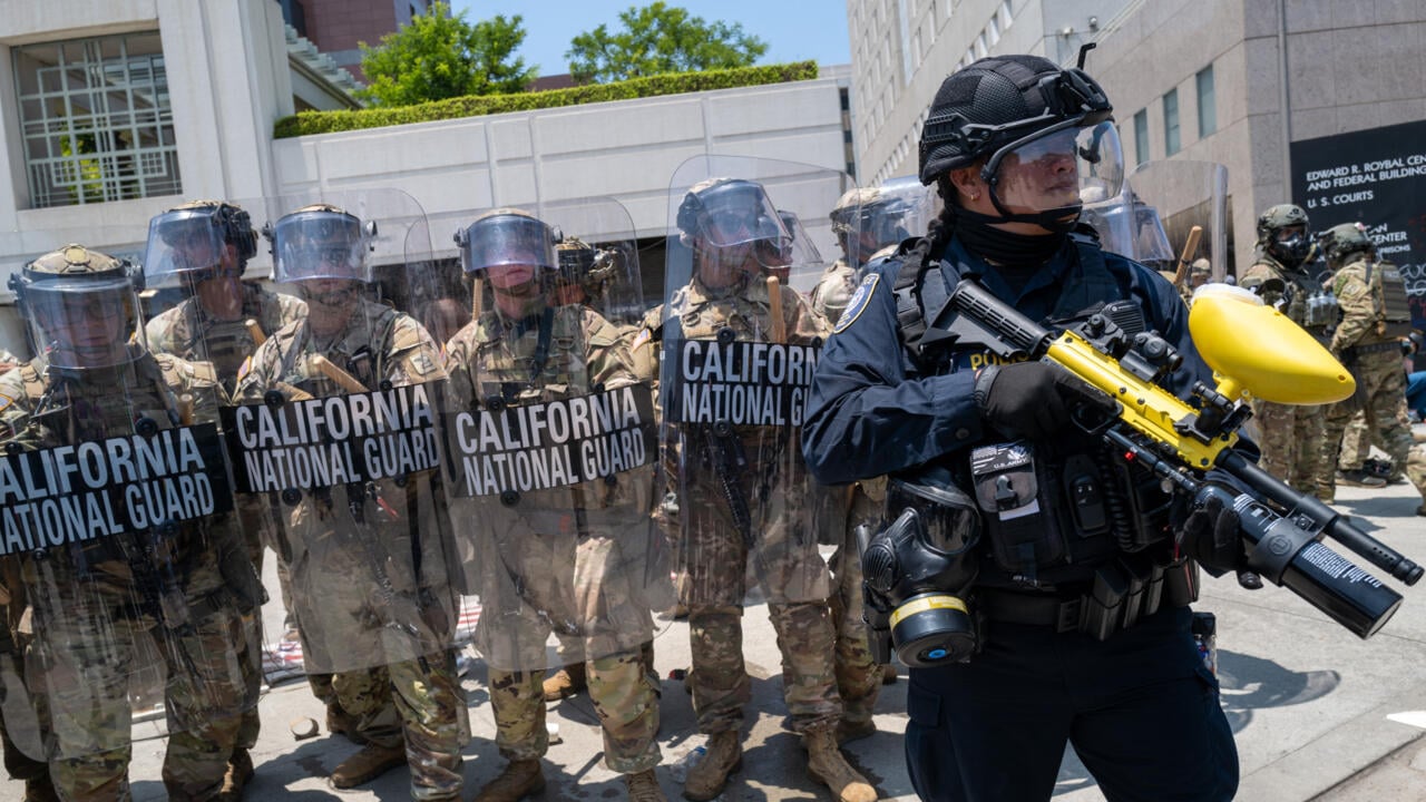 700 marines son enviados a Los Ángeles tras otra noche de protestas.