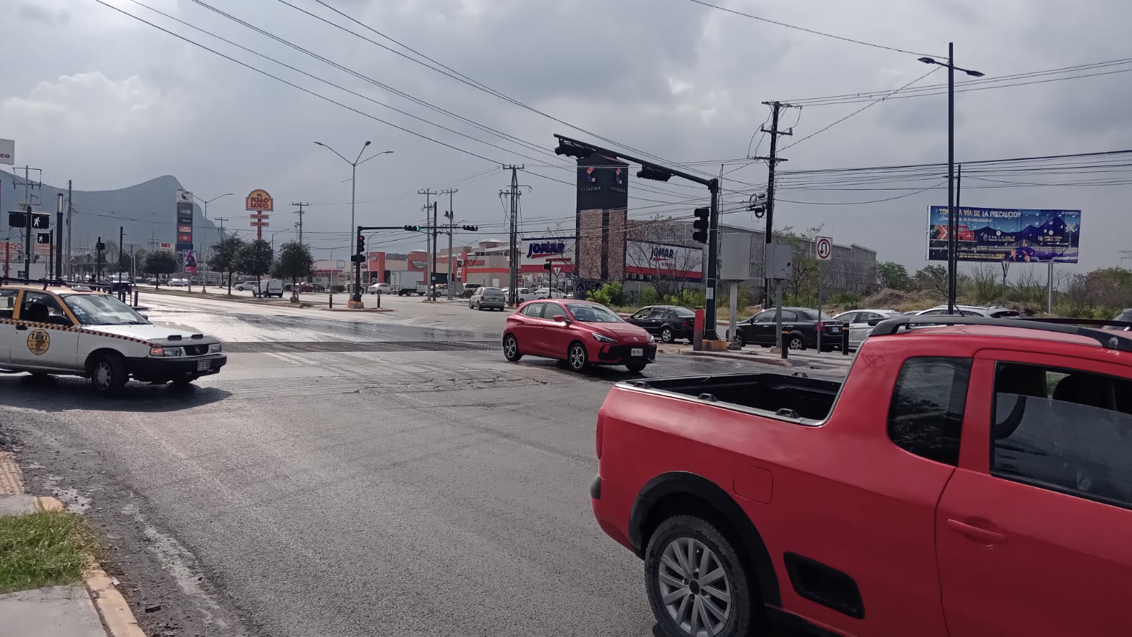 Anuncia Escobedo cierre parcial en Raúl Salinas por trabajos ferroviarios.