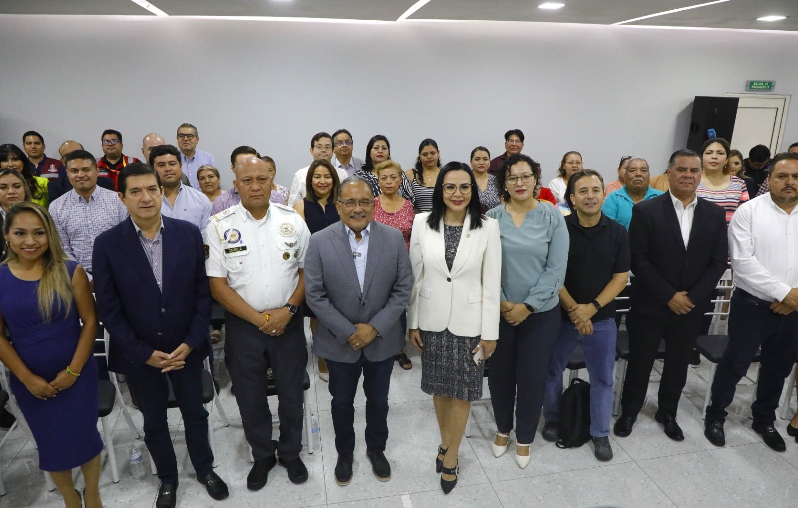 Se unen vecinos y municipio por comunidades seguras