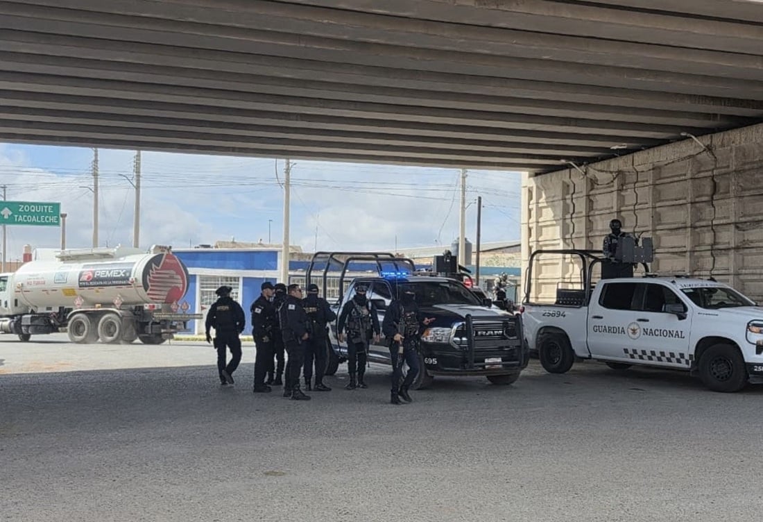 Hallan 10 cuerpos en Zacatecas, cinco colgaban de un puente 