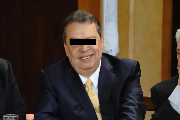 Angel Aguirre.
