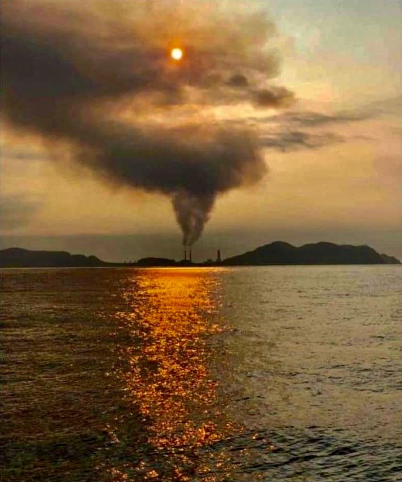 Termoeléctrica de la "CFUE" en Manzanillo, Colima. Foto del Ochoa, exclusiva para DETONA.