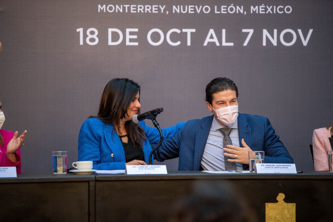 Presidenta del Festival Santa Lucía Lorenia Canavati y el gobernador de Nuevo León, Samuel García. Foto: Cortesía