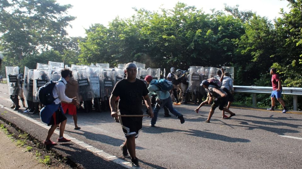 Guardia Nacional y migrantes se enfrentan en Chiapas. Foto: ABC Noticias/Especial.