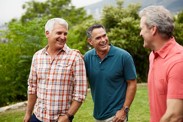 Disfruta y date un tiempo con los amigos. Foto: iStock