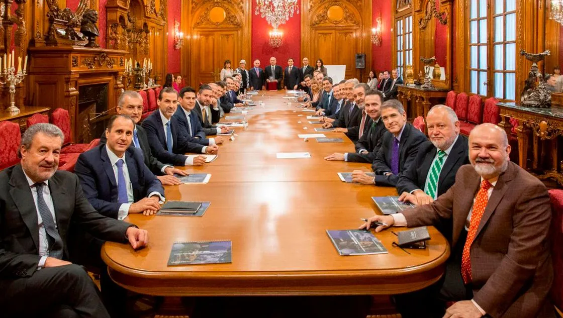 La nueva horneada de empresarios de Monterrey en el Palacio Nacional. Pfff. Foto gobierno de México.