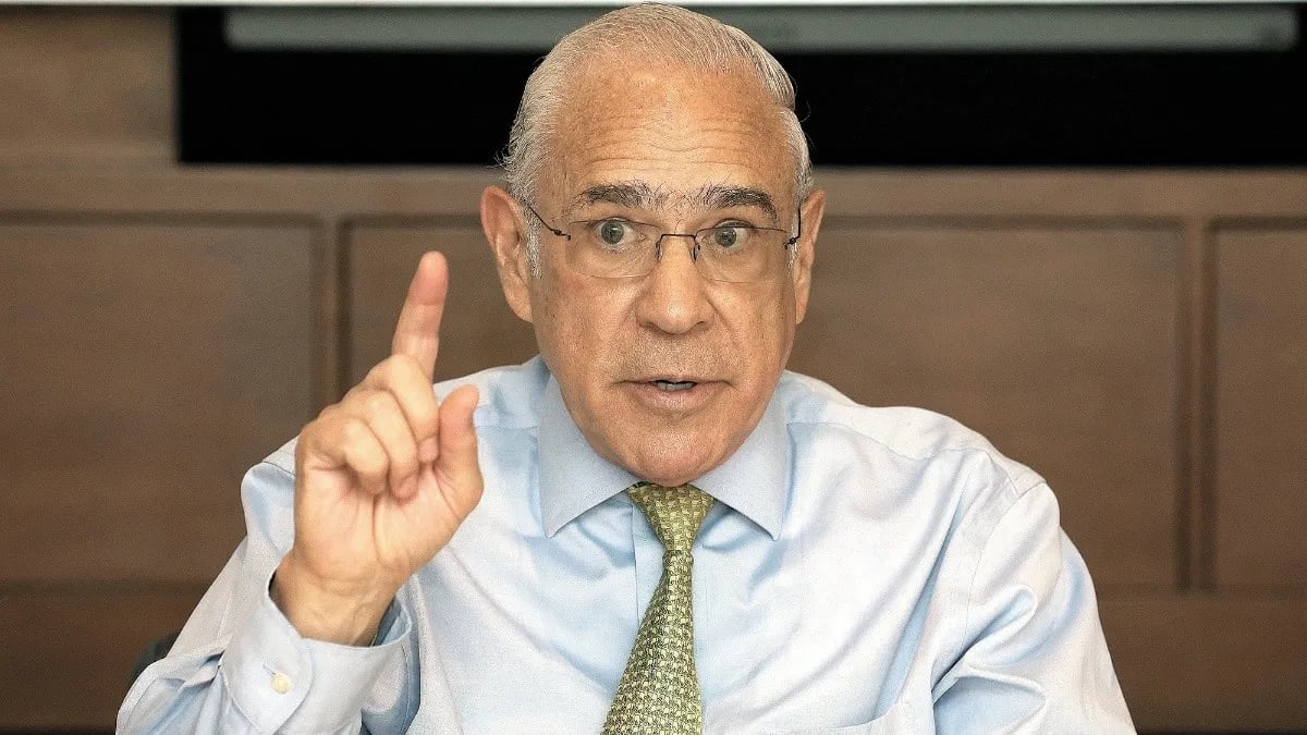 La insultante pensión de Gurría