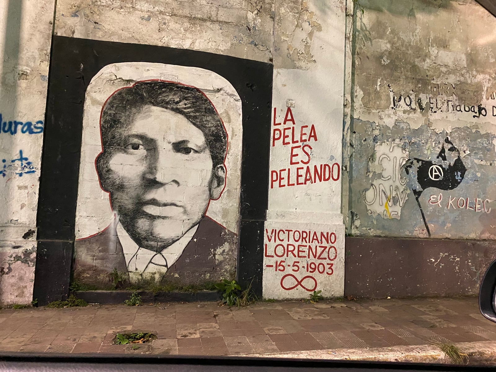 Foto en el Casco Viejo de la ciudad de Panamá. Por DETONA.