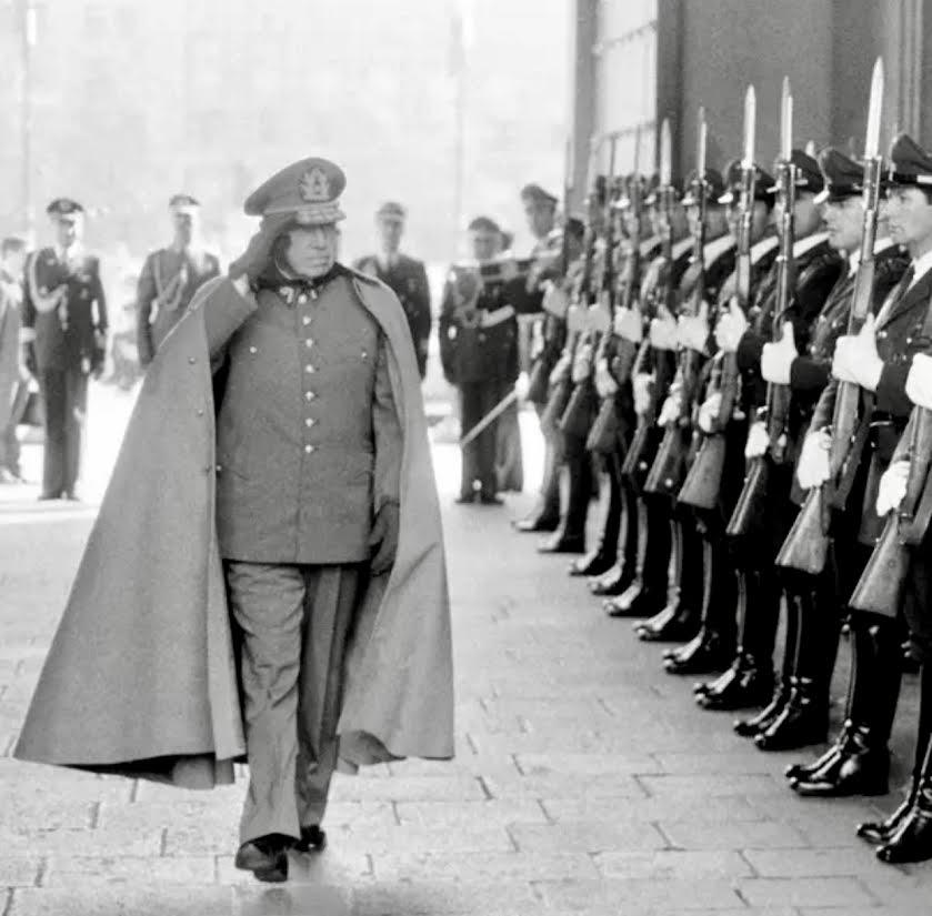 "El Vampiro" Pinochet. Foto France Press.