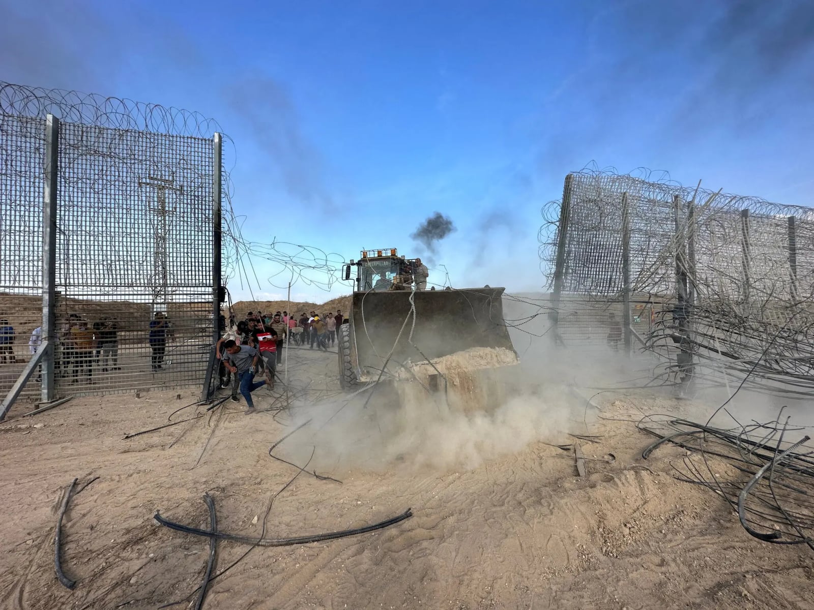 Foto por Mohammed Fayq Abu Mostafa. Valla fronteriza de Israel con Gaza.