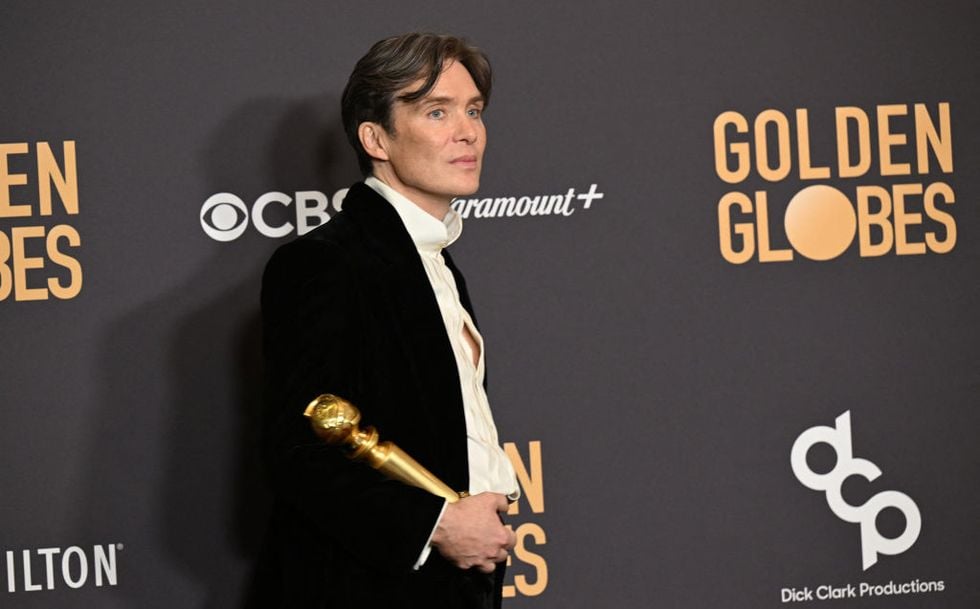 'Oppenheimer' le gana a 'Barbie'