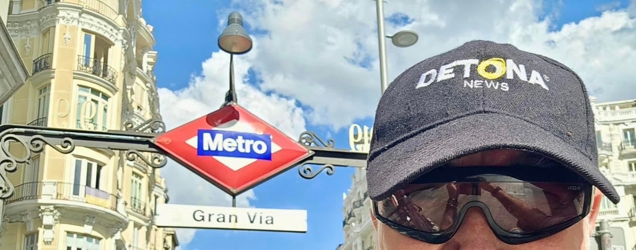DETONA anda en Madrid, sacándoles la vuelta a los carteristas.