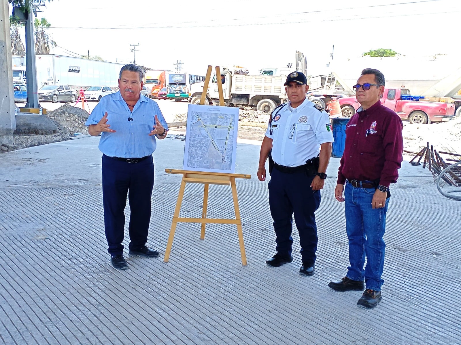 Prepara Escobedo adecuaciones viales en libramiento, Colombia y Monclova.