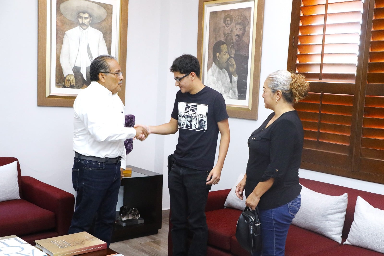 Se activa el tejido social en Escobedo, se respalda y se solidariza con la comunidad