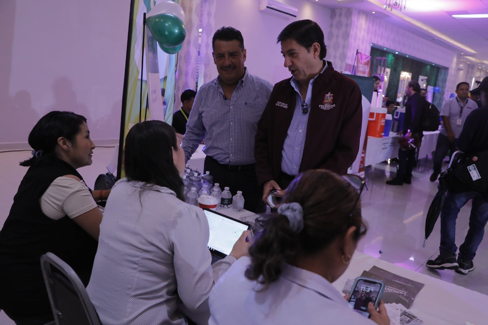 Subasta Escobedo más de 4 mil vacantes laborales en el “Chambatón” Vol. 8