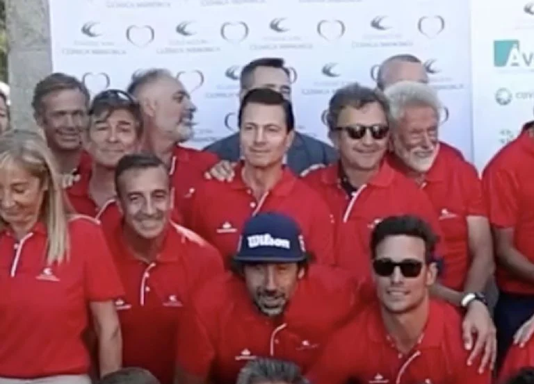 Enrique Peña Nieto jugando golf en España.