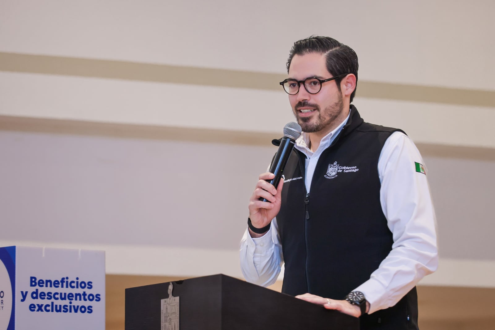 Gobierno de Santiago y canaco fortalecen a comerciantes y pymes con estrategias fiscales 2026