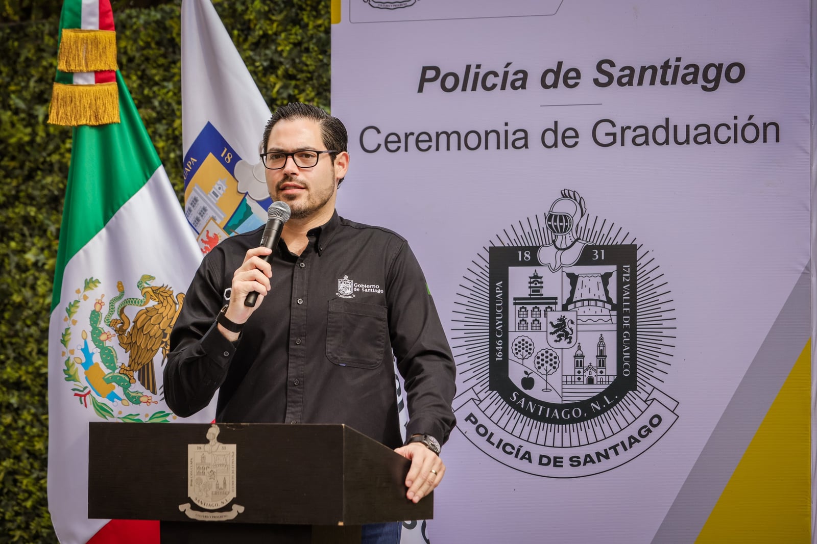 Fortalece David de la Peña la corporación policial de Santiago con 10 nuevos elementos