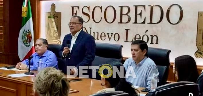 Andrés Mijes va por la candidatura de MORENA en busca de la gubernatura de NL. A ver quiénes de sus contrincantes de ese partido y de los otros, renuncian a sus puestos públicos para no caer en conflicto de intereses. Material gráfico por Grupo DETONA®