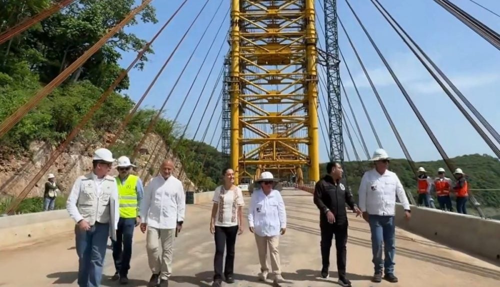 Presidenta supervisa puente Rizo de Oro en Chiapas