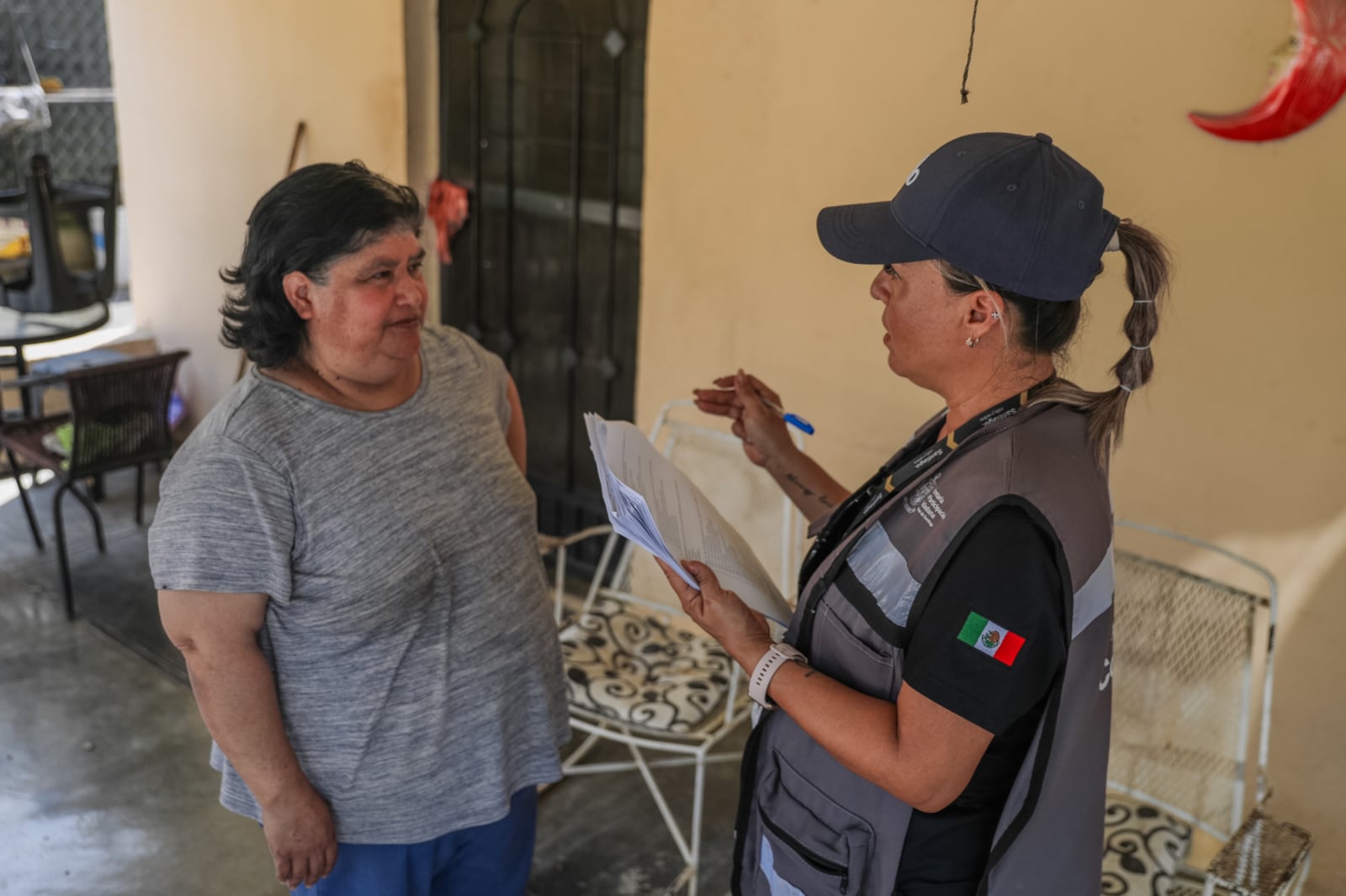 Lleva gobierno de David de la Peña casa por casa la consulta para el plan de desarrollo urbano de Santiago