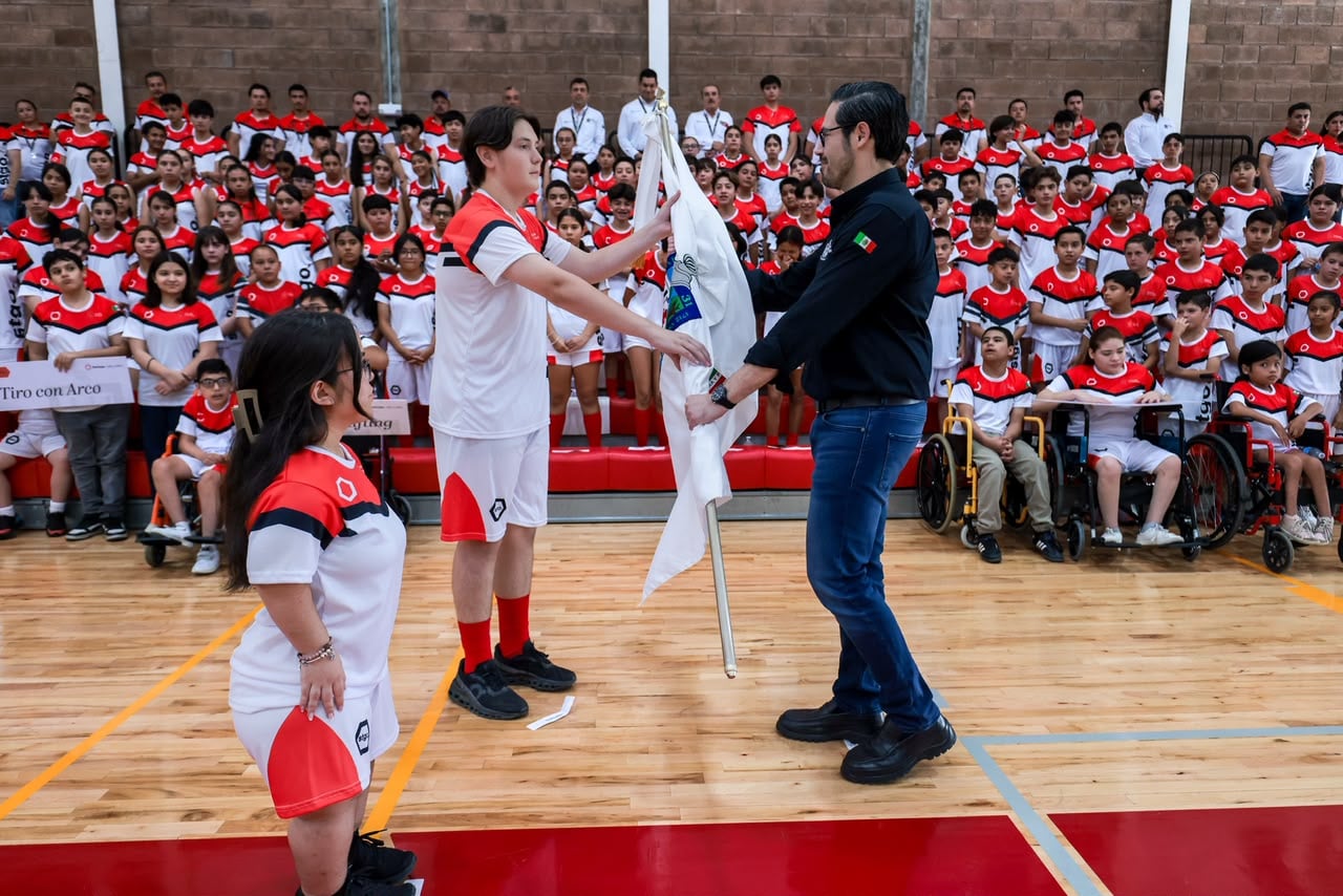 Abandera David de la Peña a 282 atletas que competirán en la olimpiada y paralimpiada estatal 2026