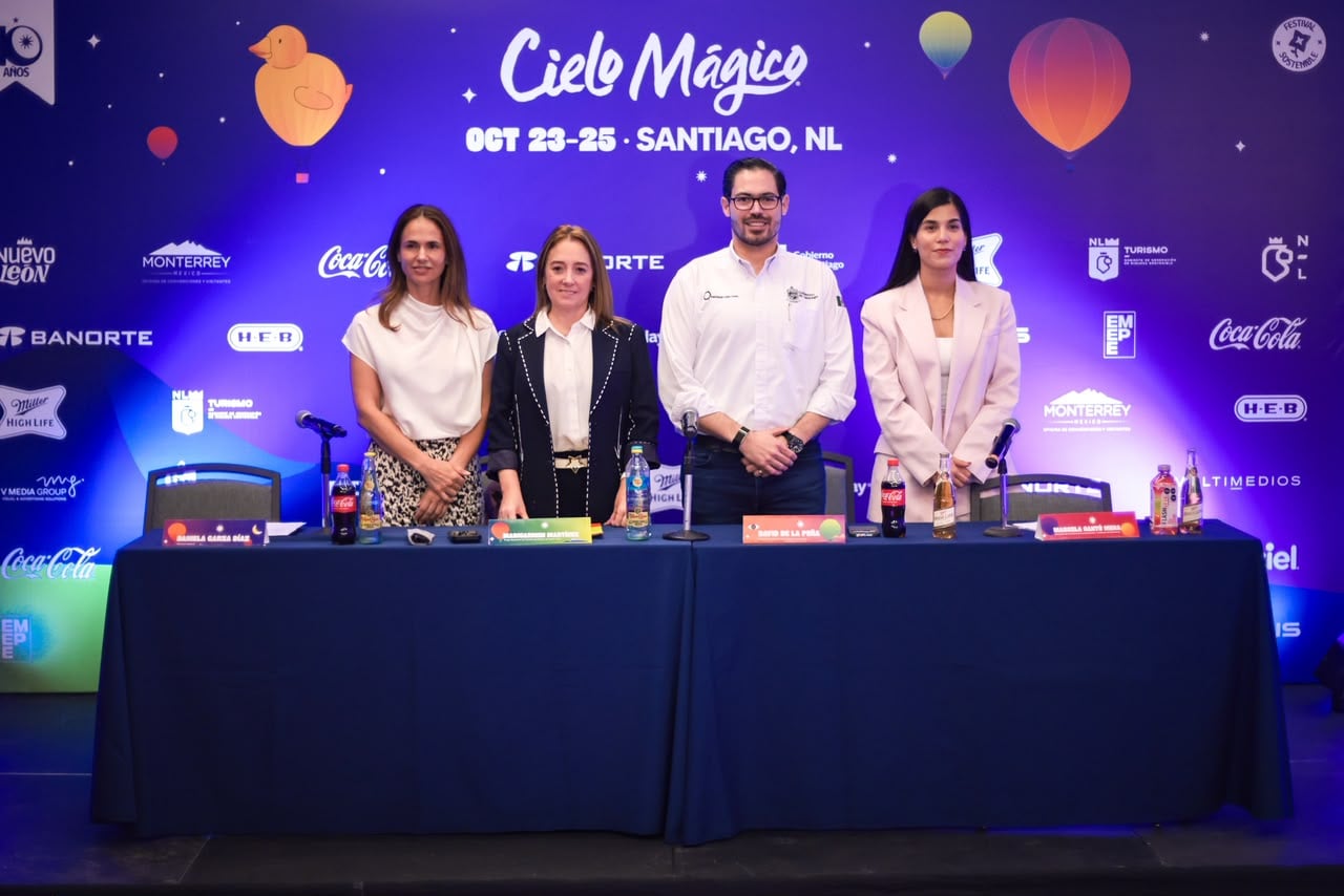 Invita David de la Peña a festejar en Santiago el décimo aniversario del festival cielo mágico
