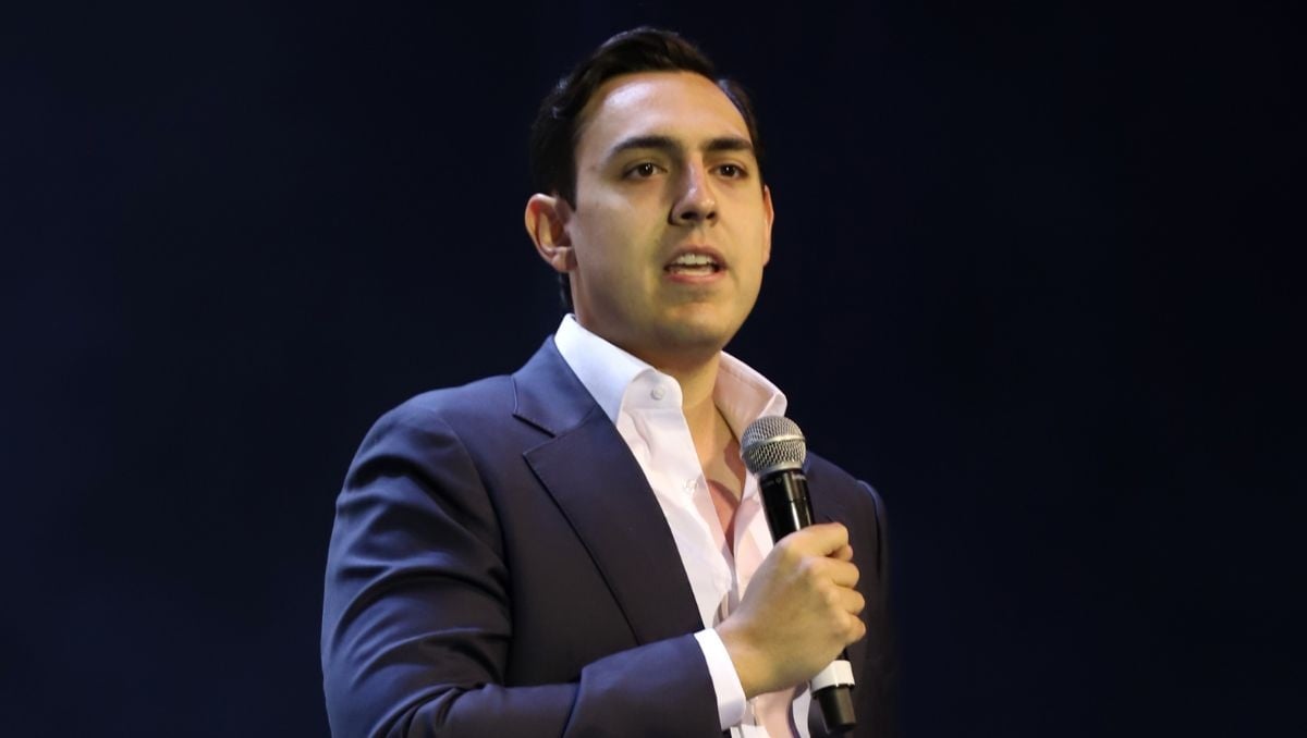 César Garza Arredondo Presidente Municipal