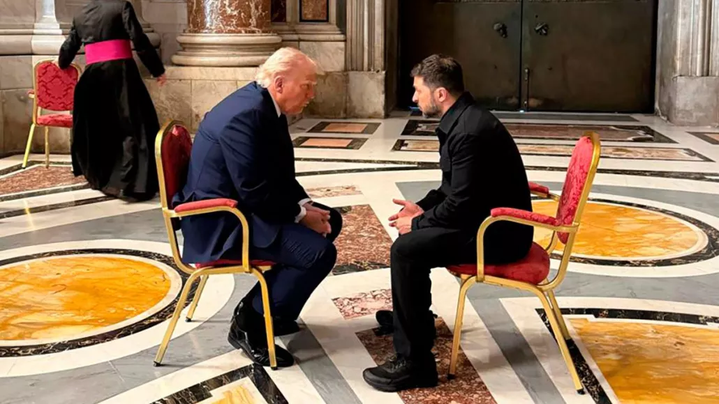 Trump Rome Italy El monumental Trump de Roma